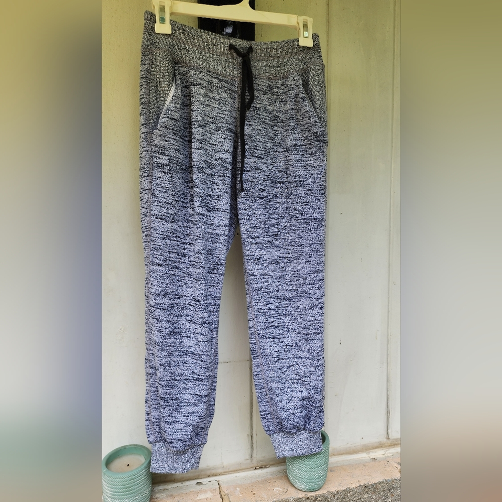 Athleta size xs. Joggers grey gray/black.
